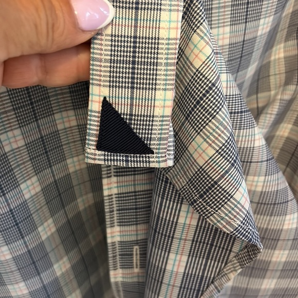Untuckit Burkin Regular Fit Navy Plaid Button Down Shirt - Picture 6 of 7
